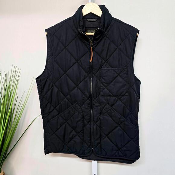 J. Crew Other - J.Crew Quilted Vest with Primaloft medium Navy mens outerwear